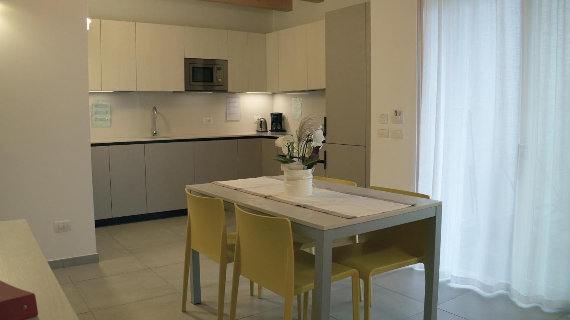 Casa Maria Apartments リーヴァ・デル・ガルダ 部屋 写真
